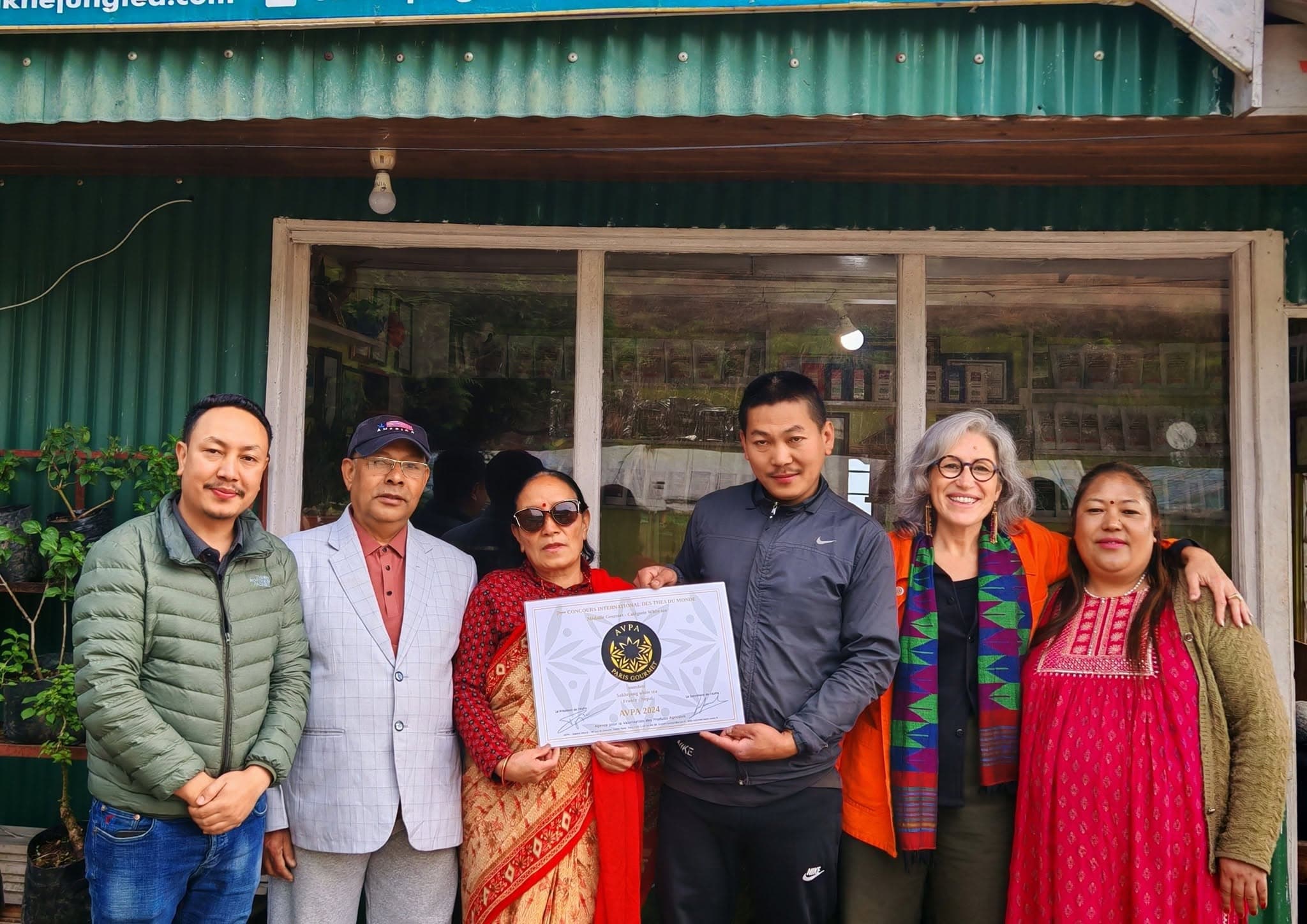 The Sakhejung Tea team